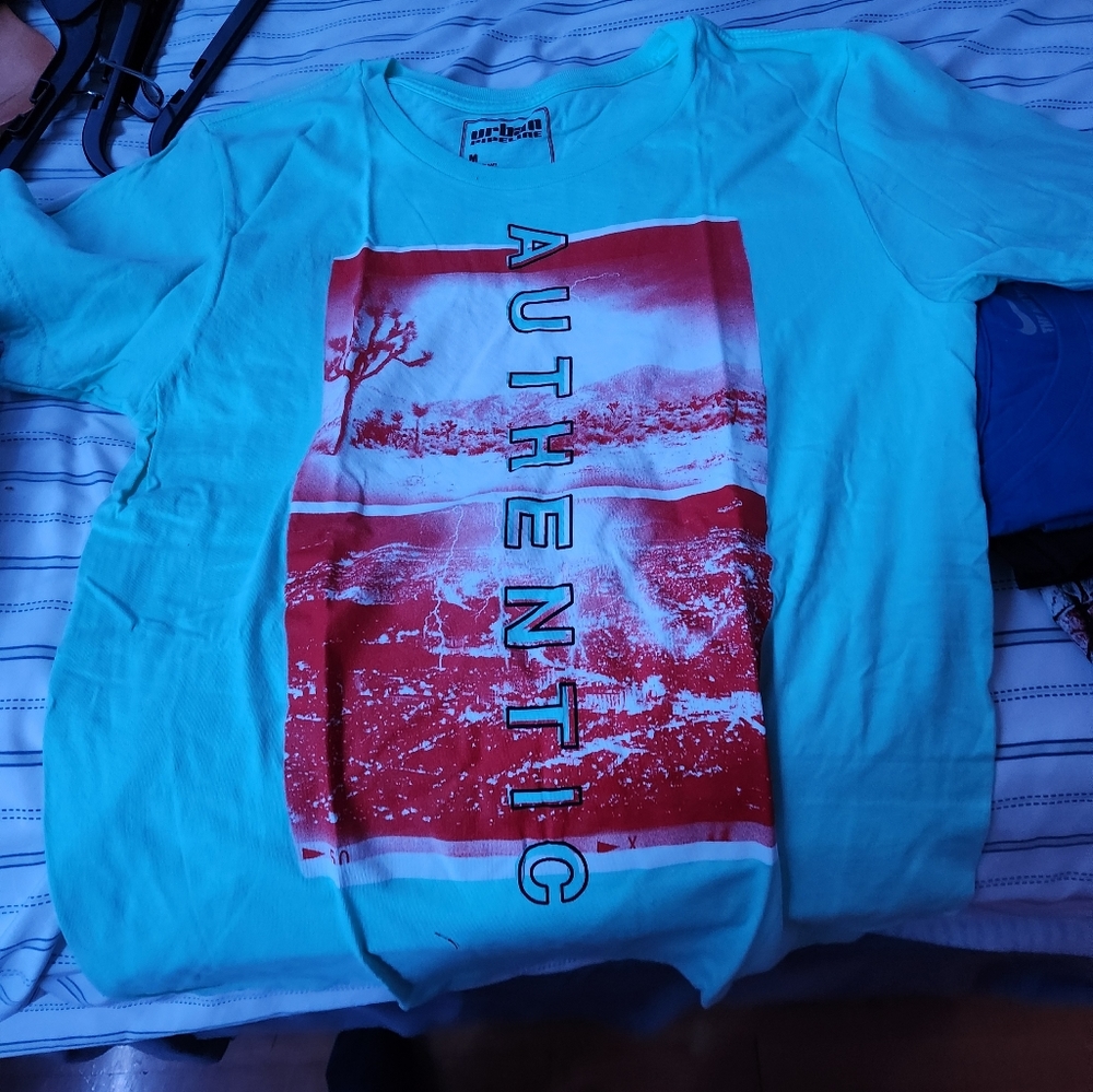 Mens urban pipeline tshirt